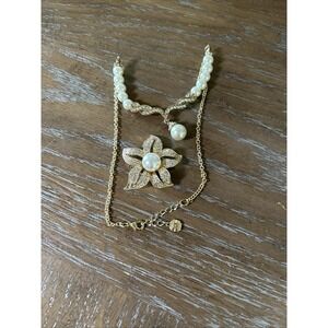 Monet Gold Tone‎ Brooch And Necklace Faux Pearl Rhinestones